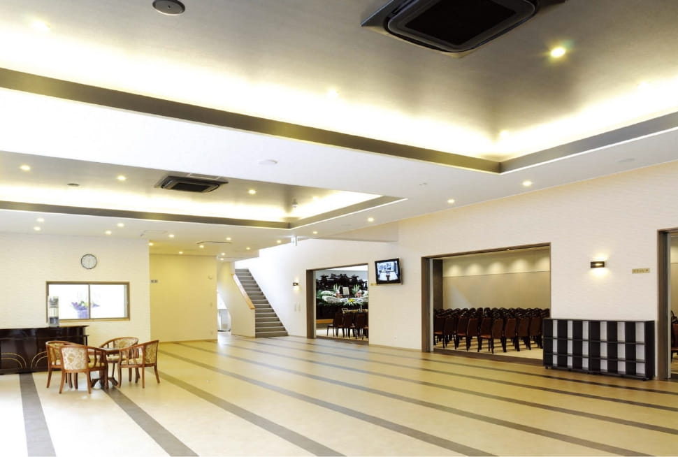 フォレストホール