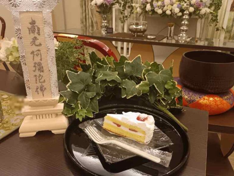 苺のショートケーキと、五人だけの夏の家族葬｜東広島市西条・フォレストホール