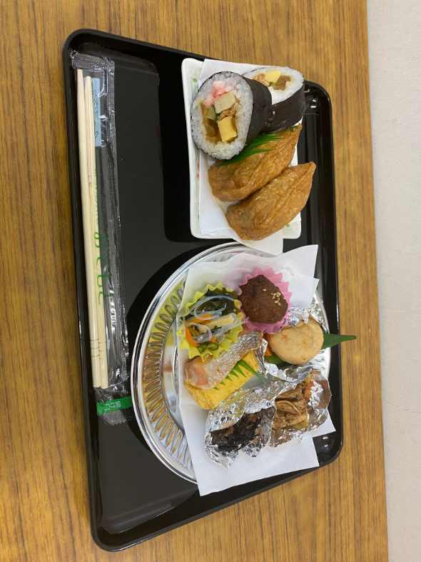 助六寿司とお弁当の温もり─東広島市の家族葬